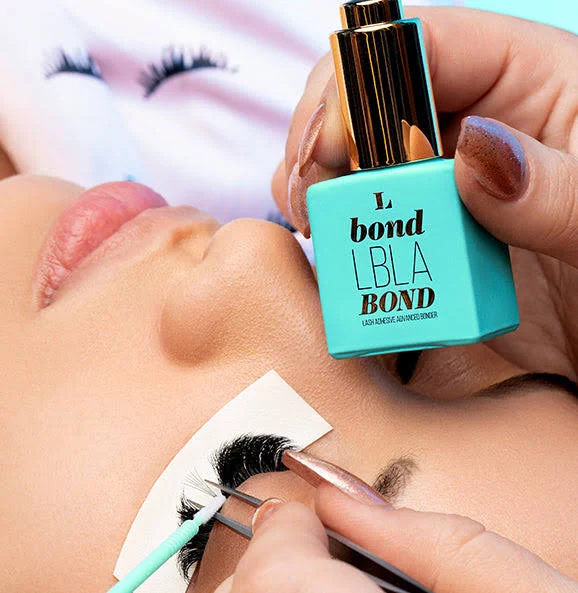 lashbox la lash bond for eyelash extensions, used on eyelash extensions