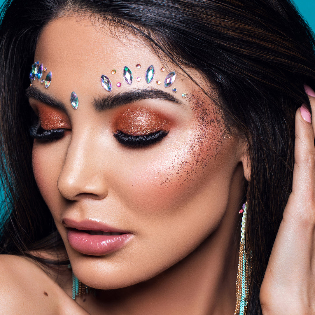 lashbox la lash extensions applied to model